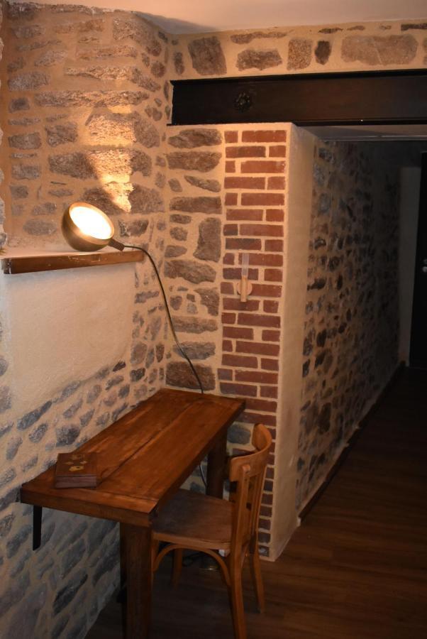 Le Duclos, Appartement Rez-De-Jardin Dinan Centre Екстериор снимка