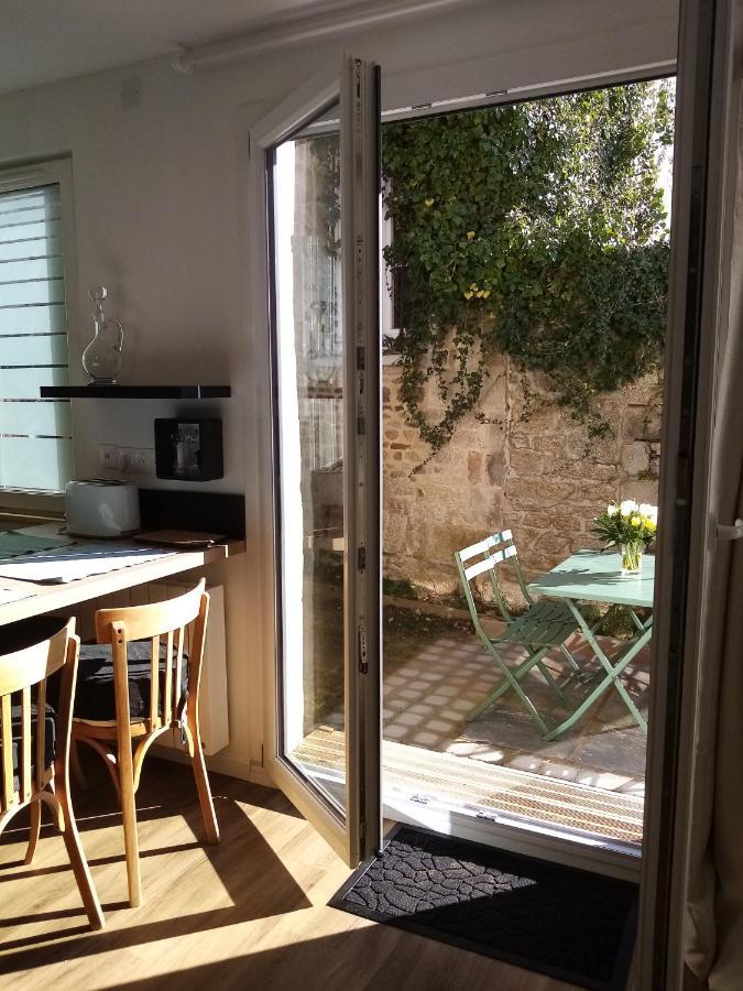 Le Duclos, Appartement Rez-De-Jardin Dinan Centre Екстериор снимка
