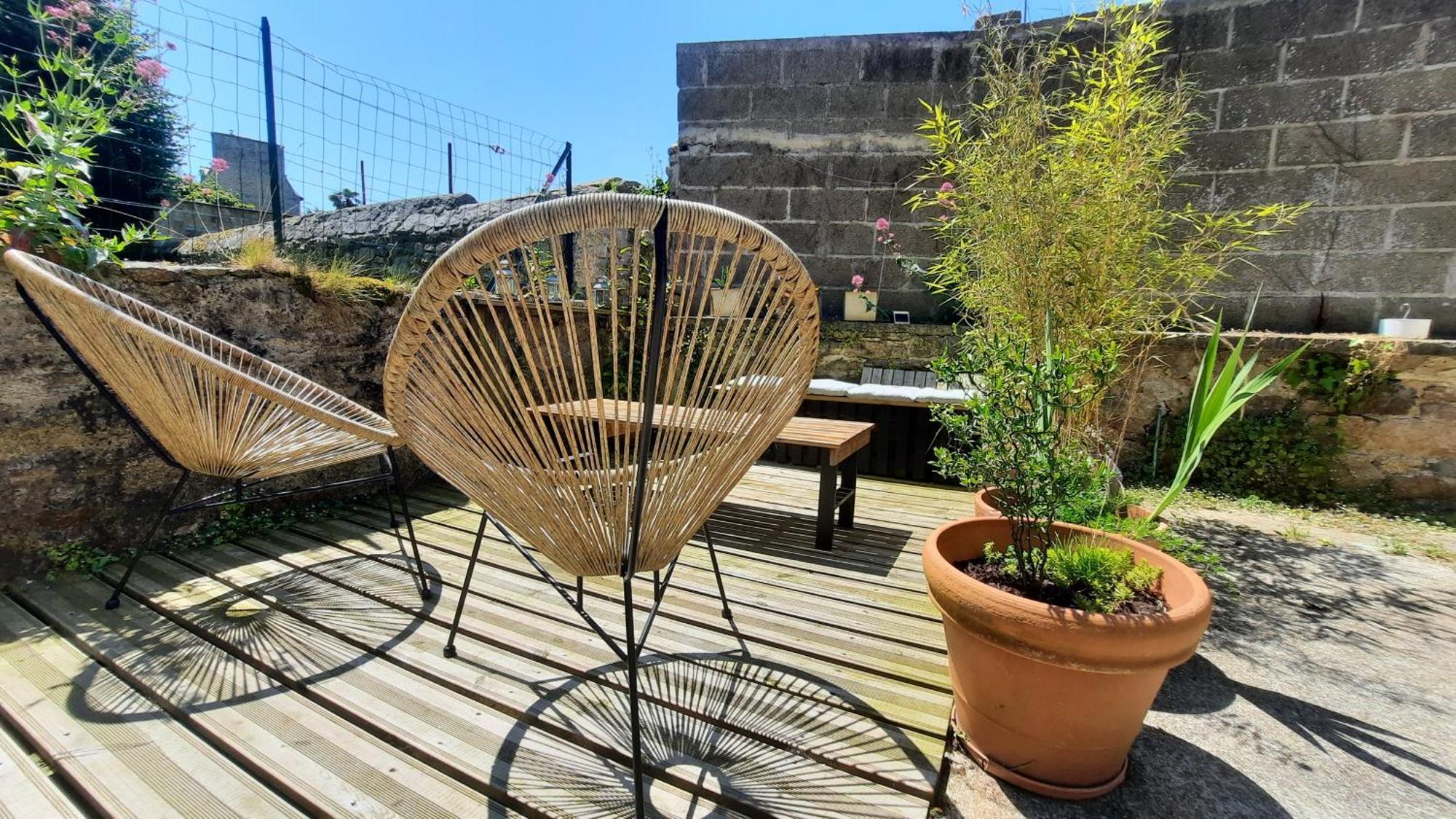Le Duclos, Appartement Rez-De-Jardin Dinan Centre Екстериор снимка
